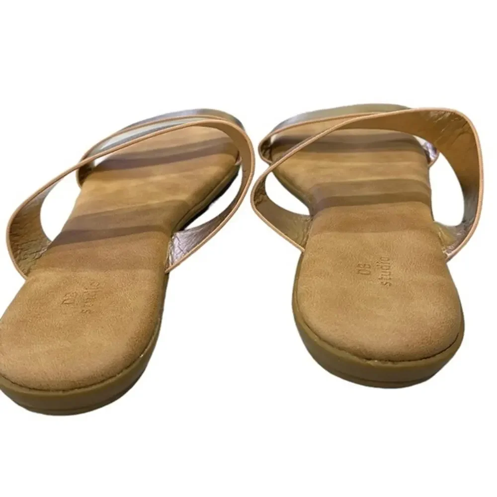 DB Studio gold 2 strap sandal flip flop flats‎ size 10 - Picture 7 of 8